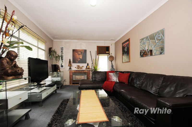 11 Fugosia Street, DOVETON, VIC 3177