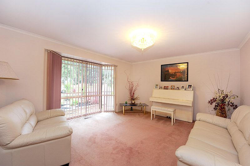23 Norvel Road, FERNTREE GULLY, VIC 3156