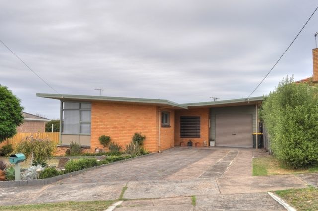3 Hillside Avenue, WARRNAMBOOL, VIC 3280