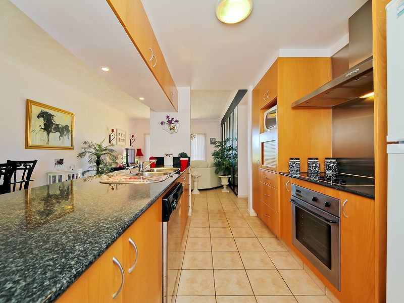 14/85 Palm Meadows Drive, CARRARA, QLD 4211
