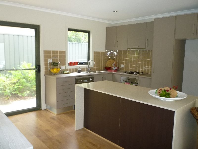 18/37  Laycock Street, CAREY BAY, NSW 2283