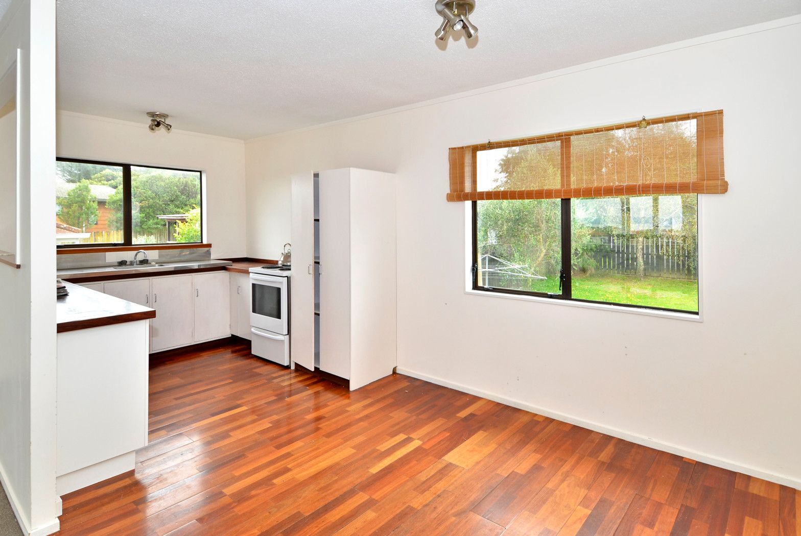 160 Finlayson Avenue, MANUREWA, Manukau City