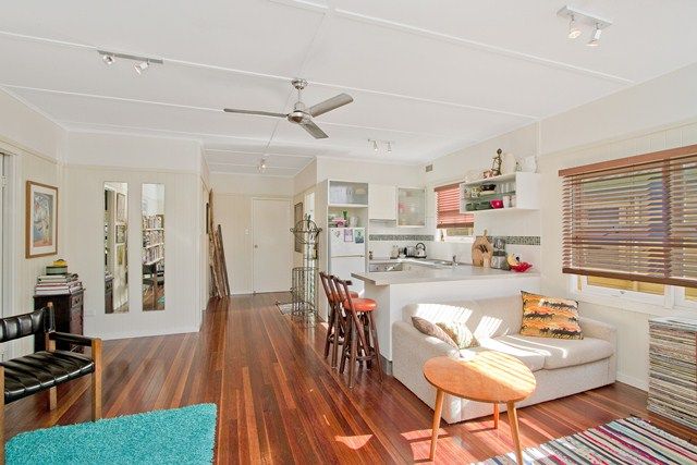 209 Boundary Street, RAINBOW BAY QLD 4225