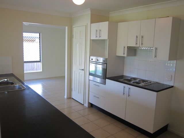 77  Grace Street, WULKURAKA, QLD 4305
