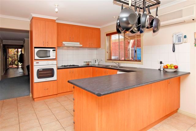 17 Merrivale Place, ROXBURGH PARK, VIC 3064