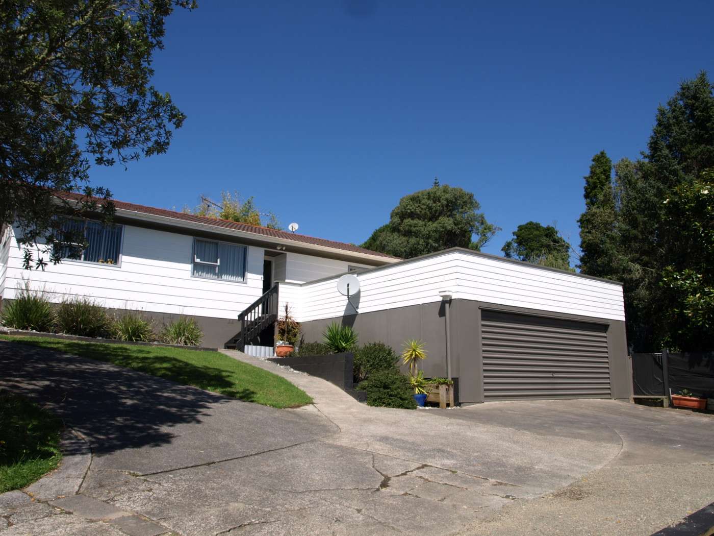 6 Simon Ellice Drive, Bayview, North Shore City Real Estate Ray