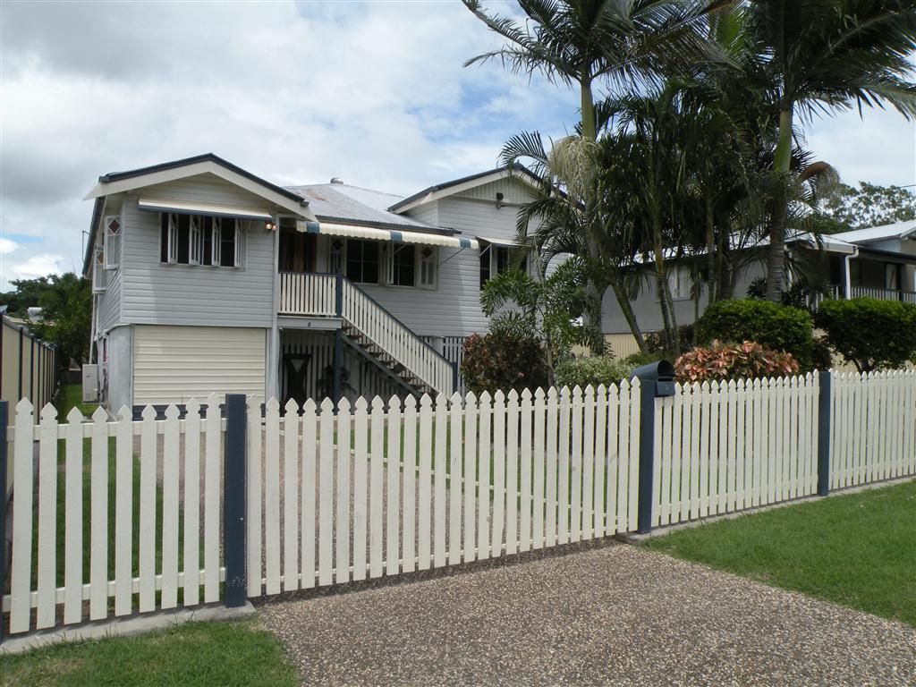9 Highway Street, PARK AVENUE QLD 4701