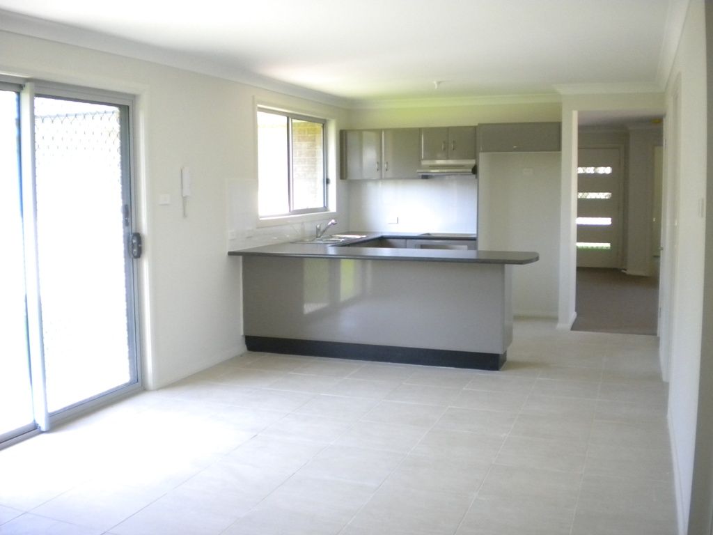 48 Rannoch Drive, WEST NOWRA, NSW 2541