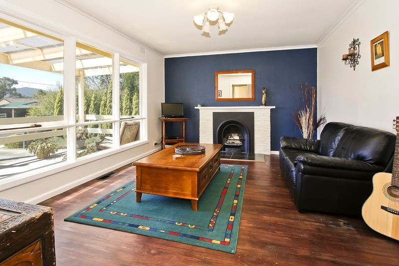 16 Sykes Avenue, FERNTREE GULLY, VIC 3156