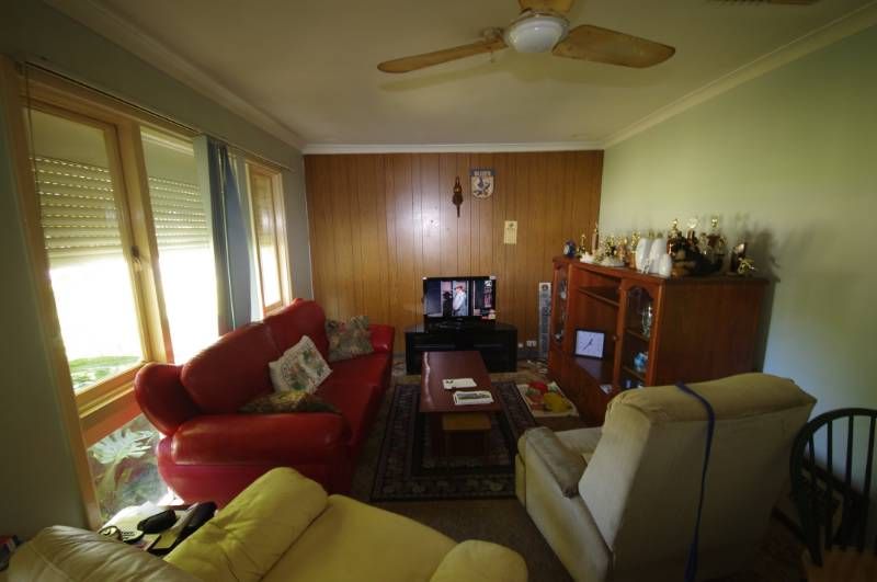 1 Meakers Way, GIRRAWHEEN, WA 6064