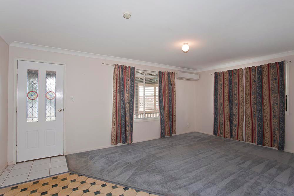 8A Hamilton Street, NEWTOWN, QLD 4350