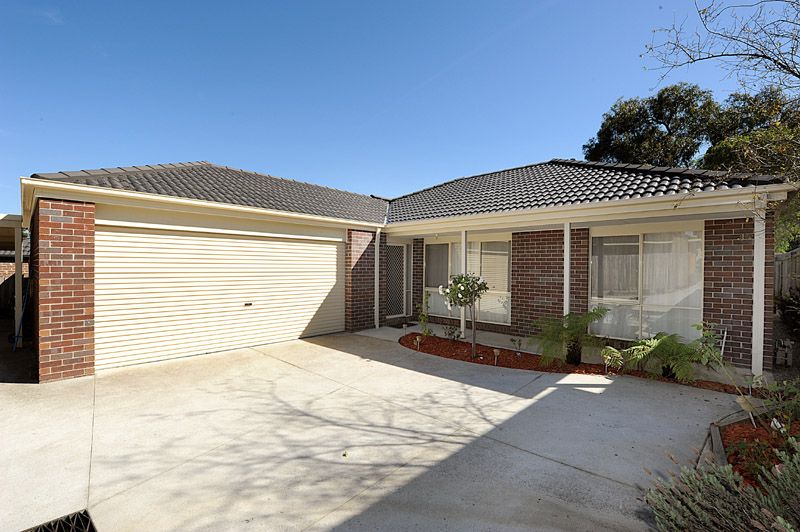 19 Browning Road, BORONIA VIC 3155