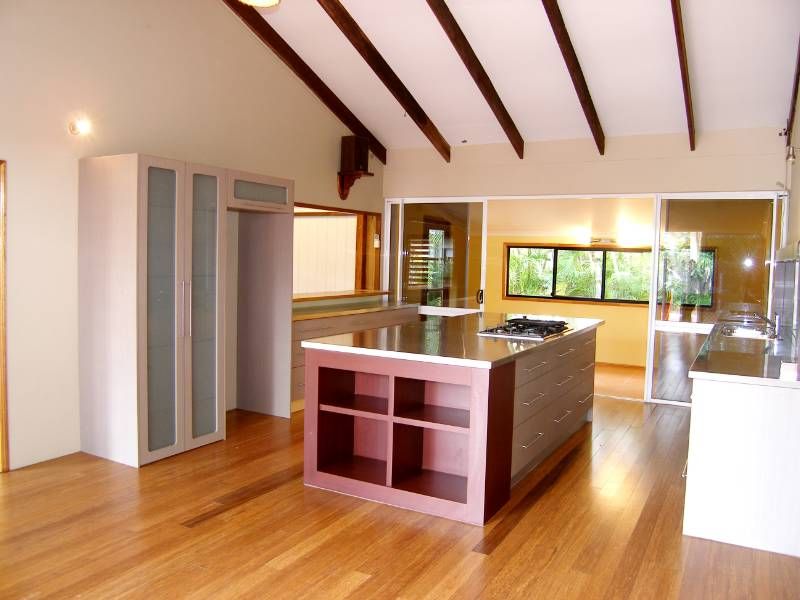 SMITHFIELD, QLD 4878