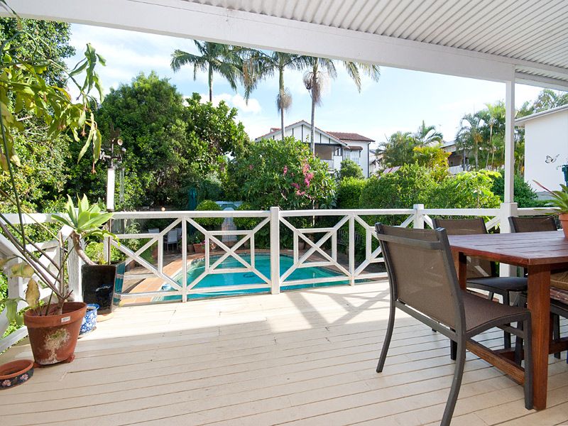 9a Sefton Road, CLAYFIELD, QLD 4011