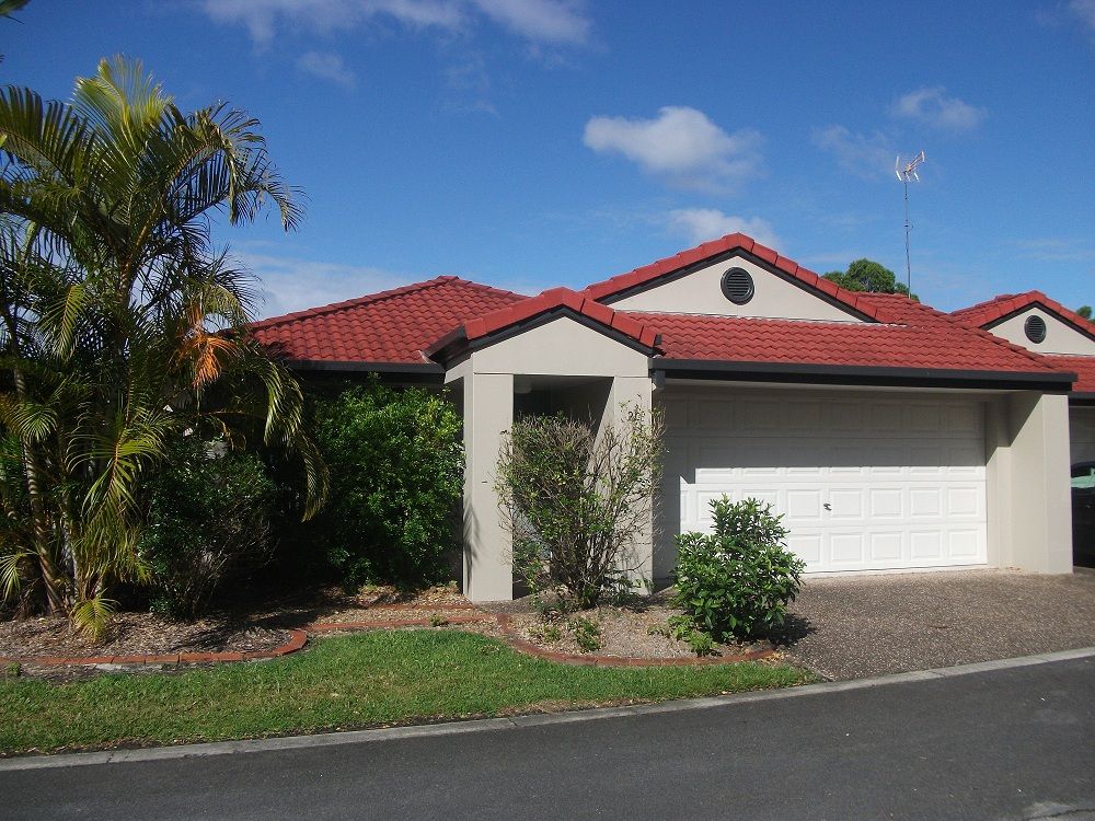 6 Buddy Holly Close, PARKWOOD QLD 4214
