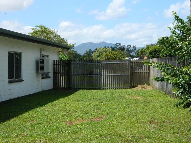 18 Friendship Street, BENTLEY PARK, QLD 4869