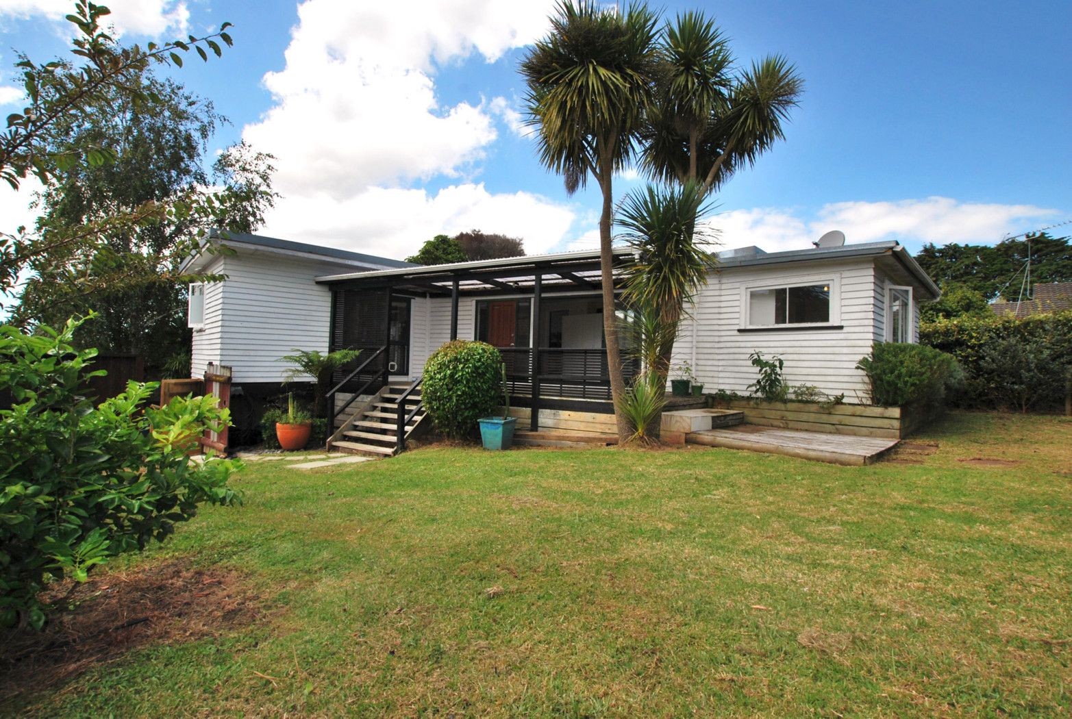 GLEN EDEN, Waitakere City