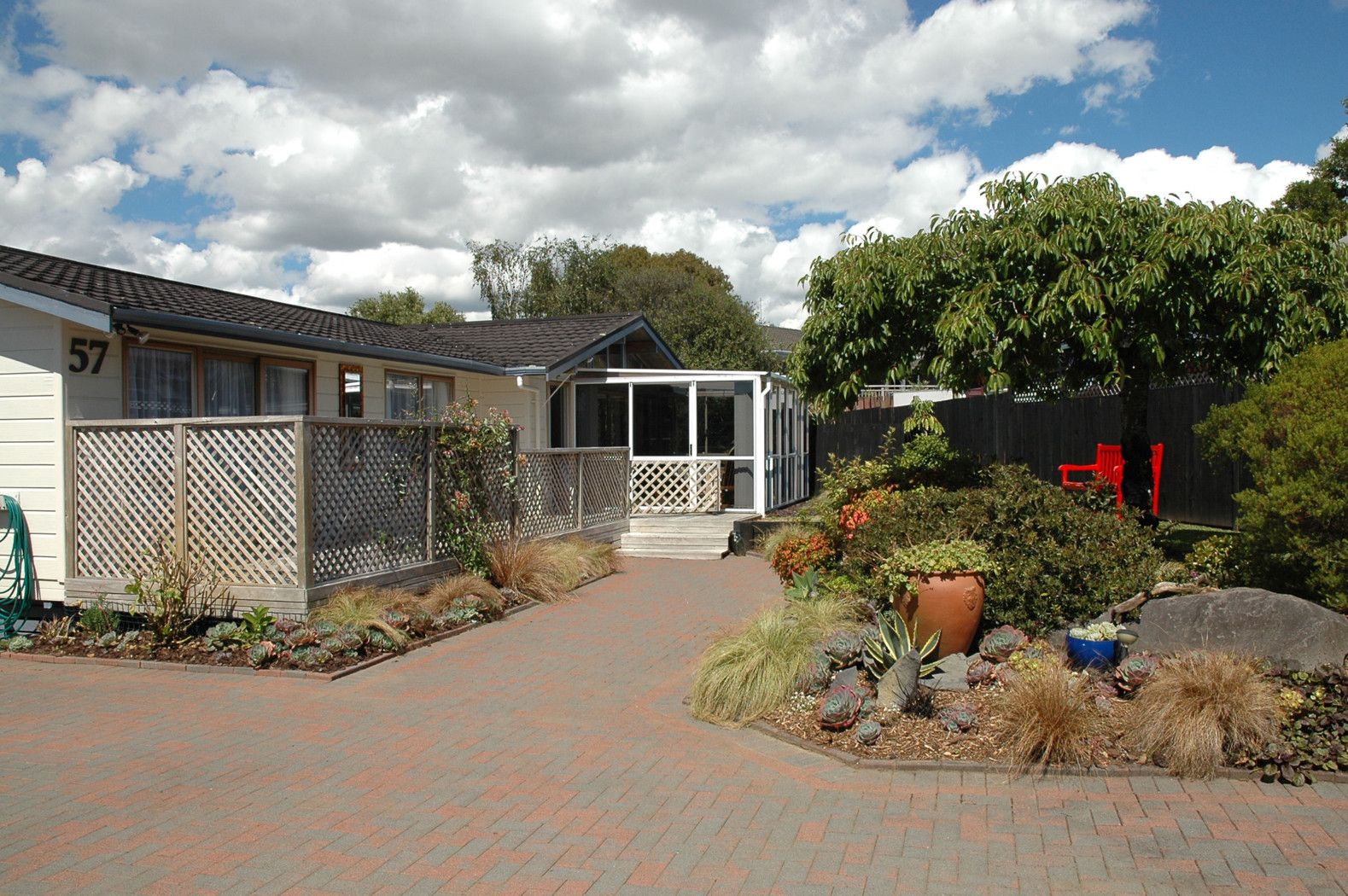 57 Cascades Road, PAKURANGA, Manukau City
