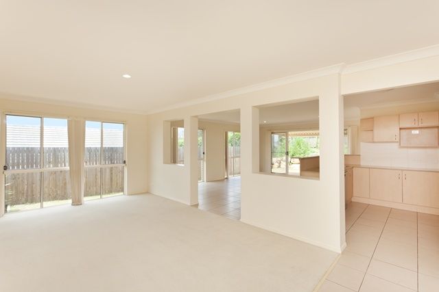 24 Bonogin Court, REDBANK PLAINS, QLD 4301