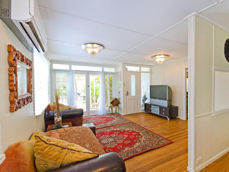 18 Buxton Street, ASCOT, QLD 4007