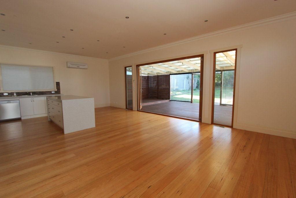 122 West Fyans Street, NEWTOWN, VIC 3220