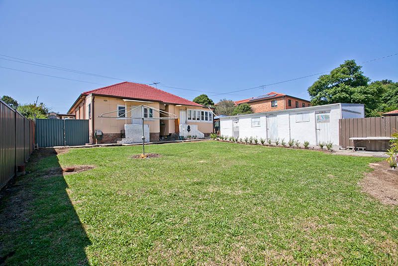 131  The Avenue, HURSTVILLE, NSW 2220