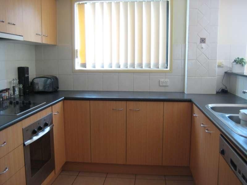 2/60 Celia Street, ASHGROVE, QLD 4060