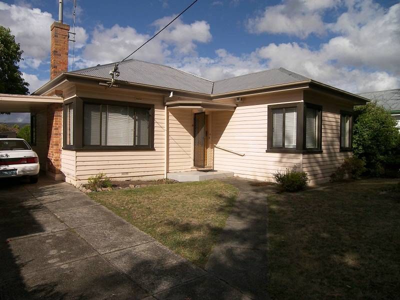 14 Birdwood Street, MOWBRAY TAS 7248