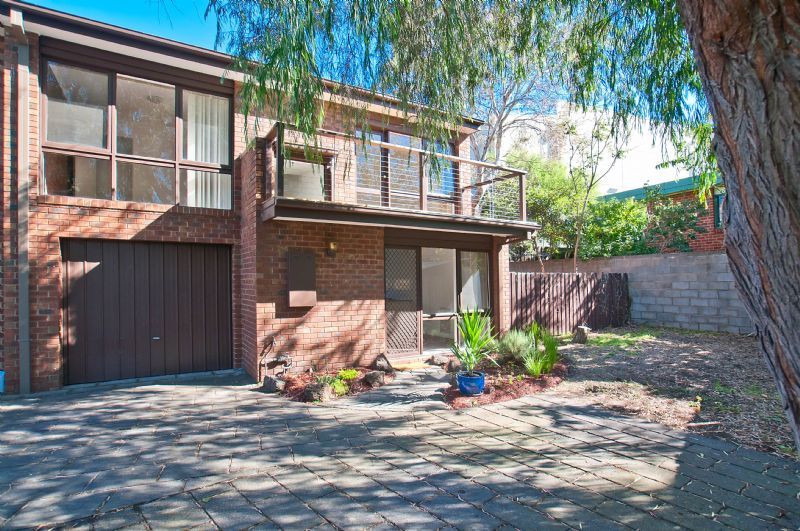 6 Mereweather Avenue, FRANKSTON VIC 3199