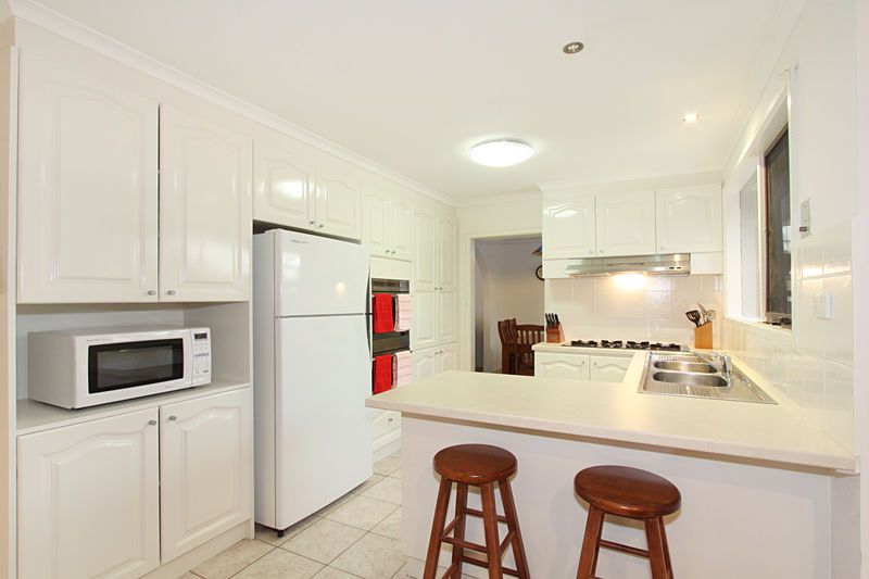 8 Swaran Court, OAKLEIGH SOUTH, VIC 3167