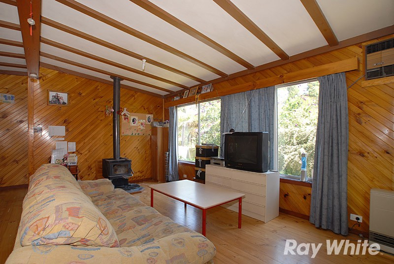 8 Mercia Avenue, THE BASIN, VIC 3154