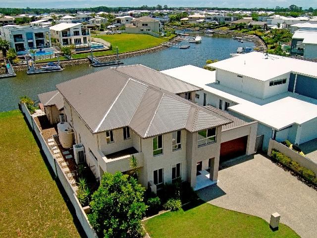 31 Southaven Drive, HELENSVALE, QLD 4212