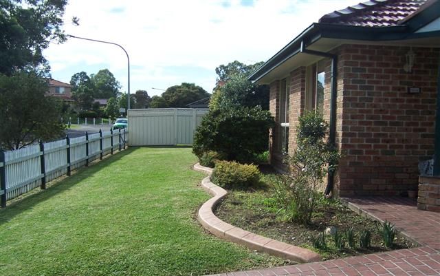 6 Devaney Place, GLENMORE PARK, NSW 2745