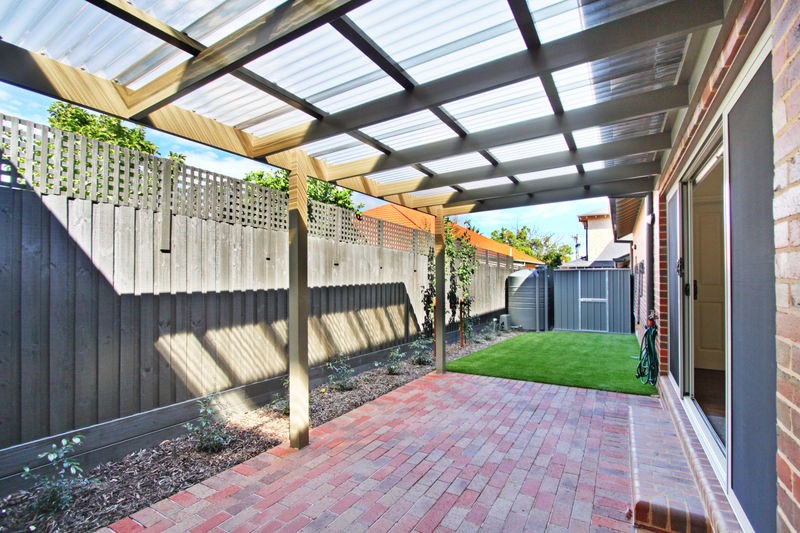 2/10 Omama Road, MURRUMBEENA, VIC 3163