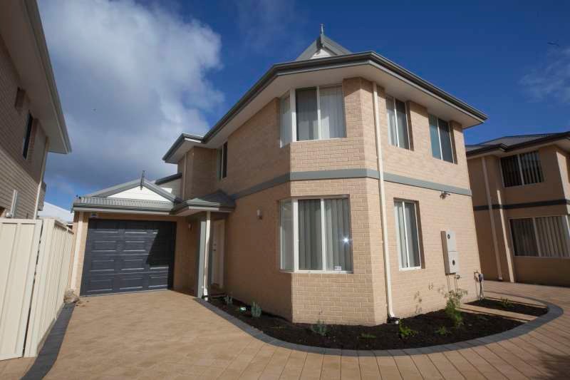 2/53 Ross Street, CLOVERDALE, WA 6105