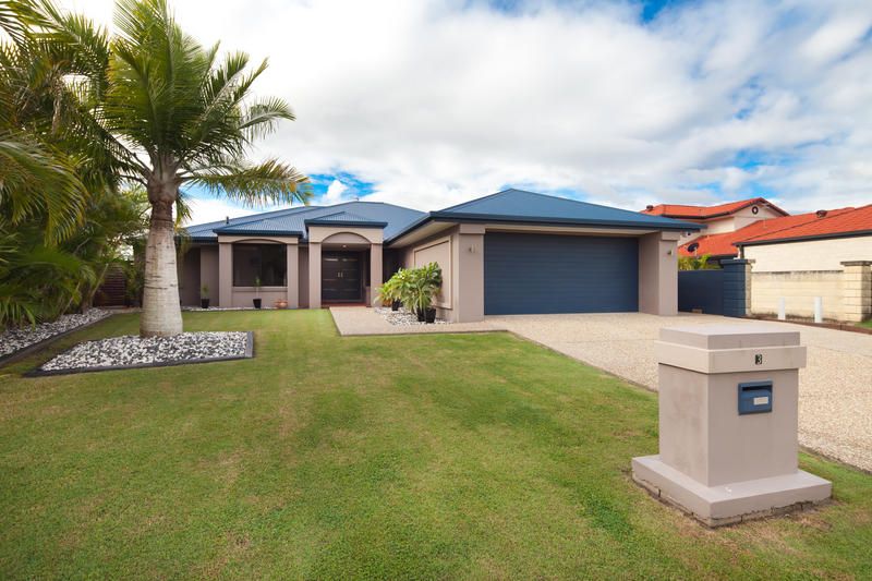 3 Saltair Grove, HELENSVALE, QLD 4212