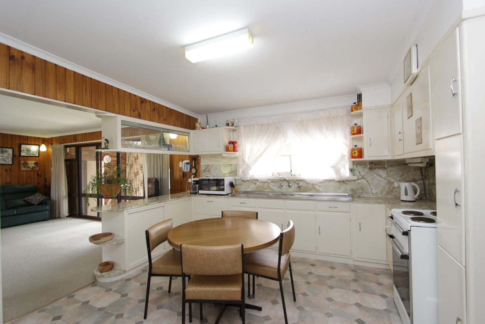 30 Ophir Street, GOLDEN SQUARE, VIC 3555