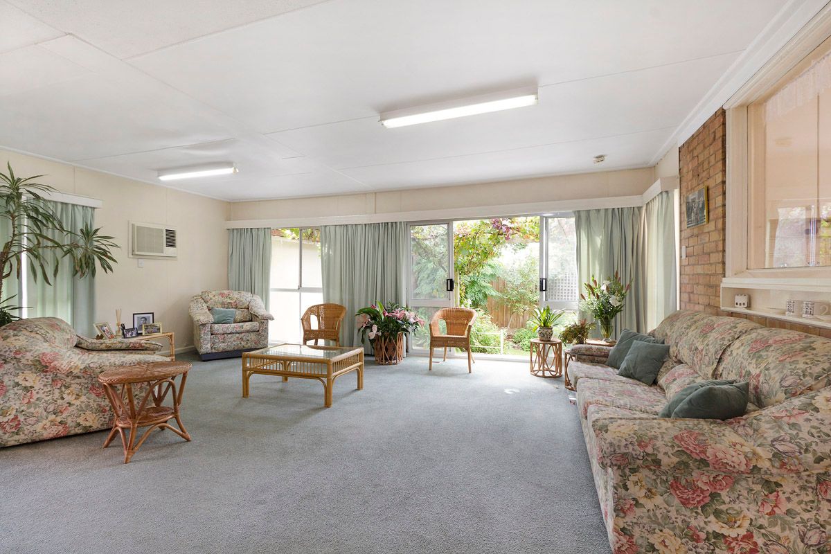 27 Wallace Avenue, MURRUMBEENA, VIC 3163