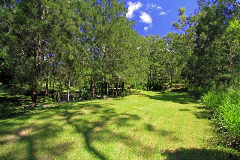109 Warcons Road, CAWARRAL, QLD 4702