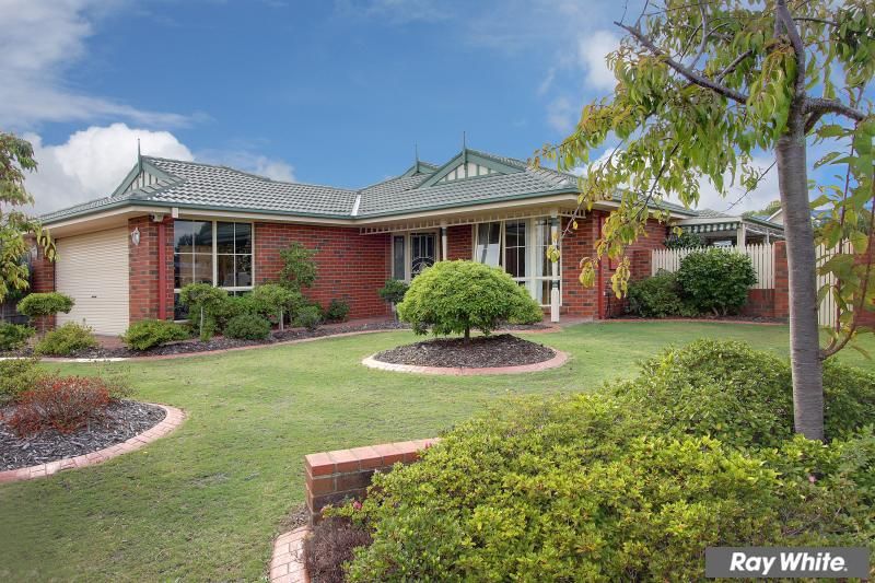 4  Kingston Close, MORNINGTON VIC 3931