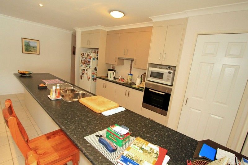 6 Driftwood Drive, ROSSLYN, QLD 4703