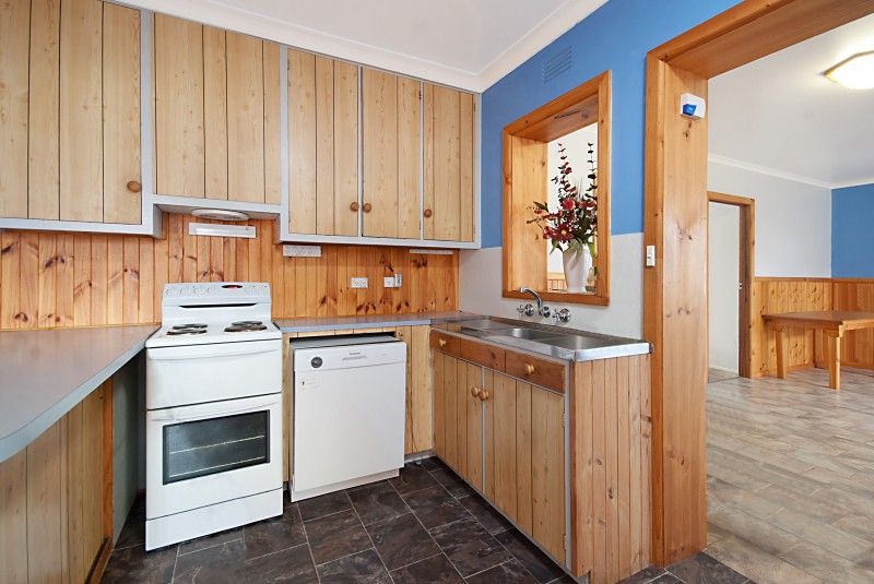 2 Ekard Avenue, WARRNAMBOOL, VIC 3280