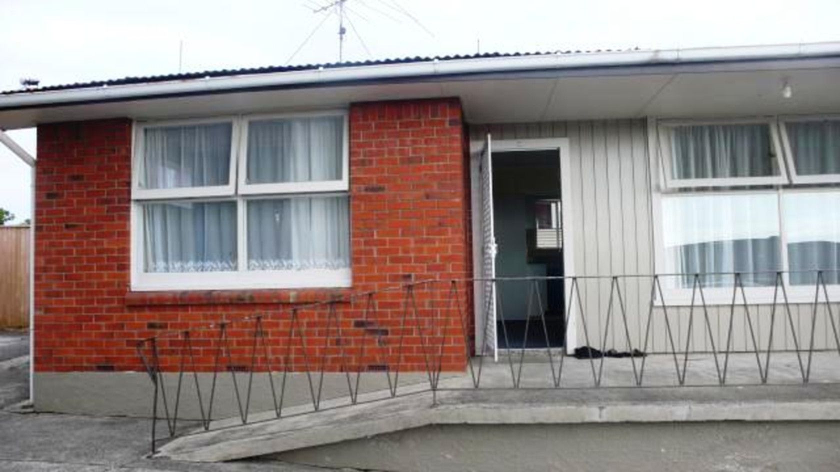 2/2 Faber Avenue, Mt Wellington, Auckland City