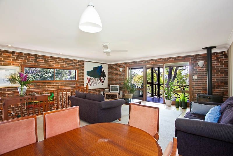 16 Bushland Drive, PADSTOW HEIGHTS, NSW 2211