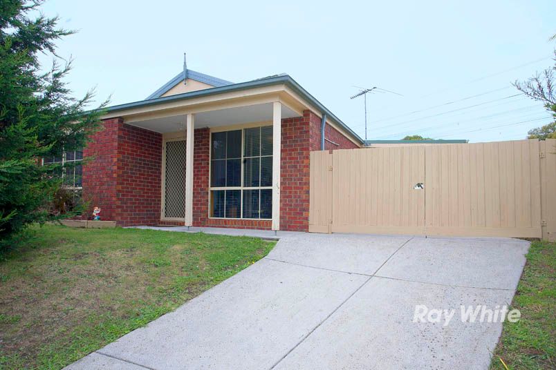 2 Gretel Court, HAMPTON PARK, VIC 3976