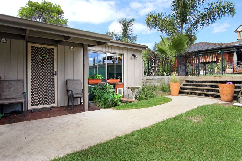 6 Fenton Avenue, ROSEBUD, VIC 3939