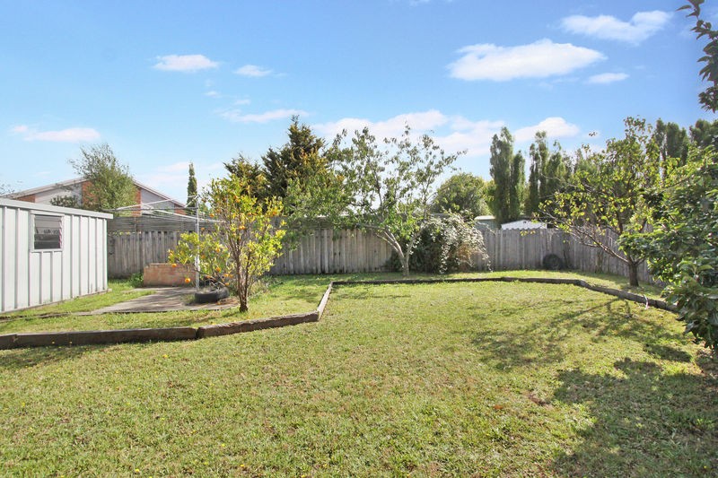 16 Rozzy Parade, NARRE WARREN, VIC 3805