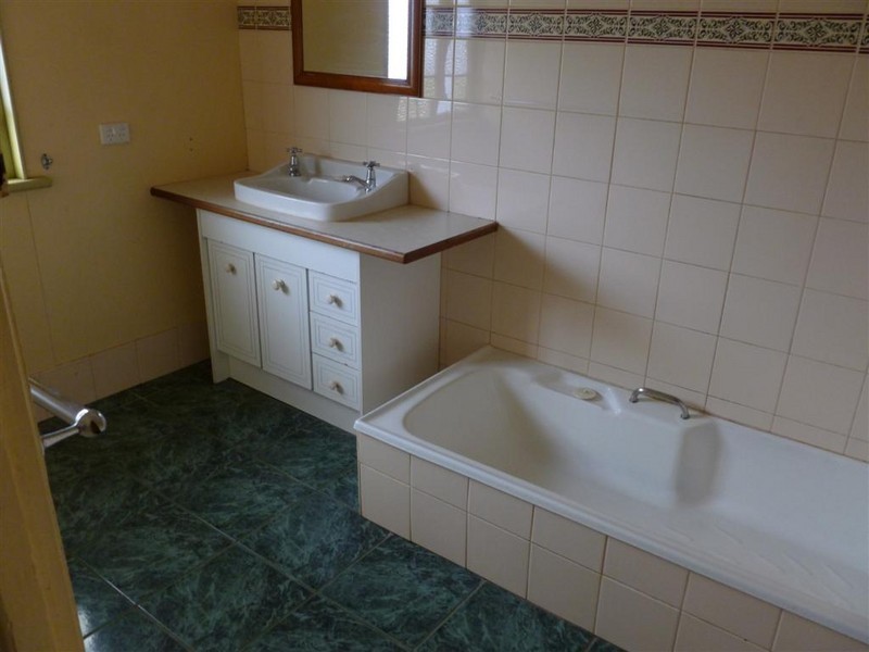 183-185 Long Street, POINT VERNON, QLD 4655
