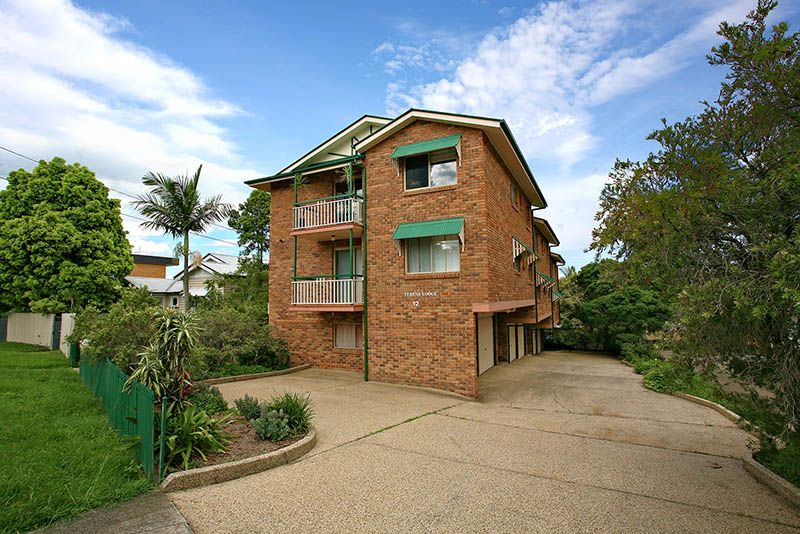 12 McLay Street, COORPAROO QLD 4151