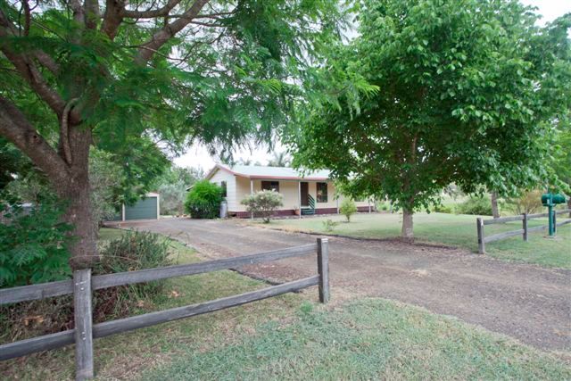 6 Parkridge Drive, WITHCOTT QLD 4352